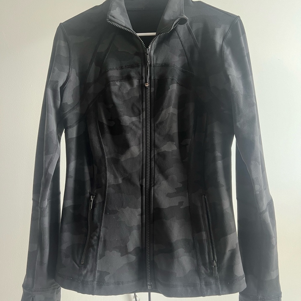 Lululemon define jacket, size 8.